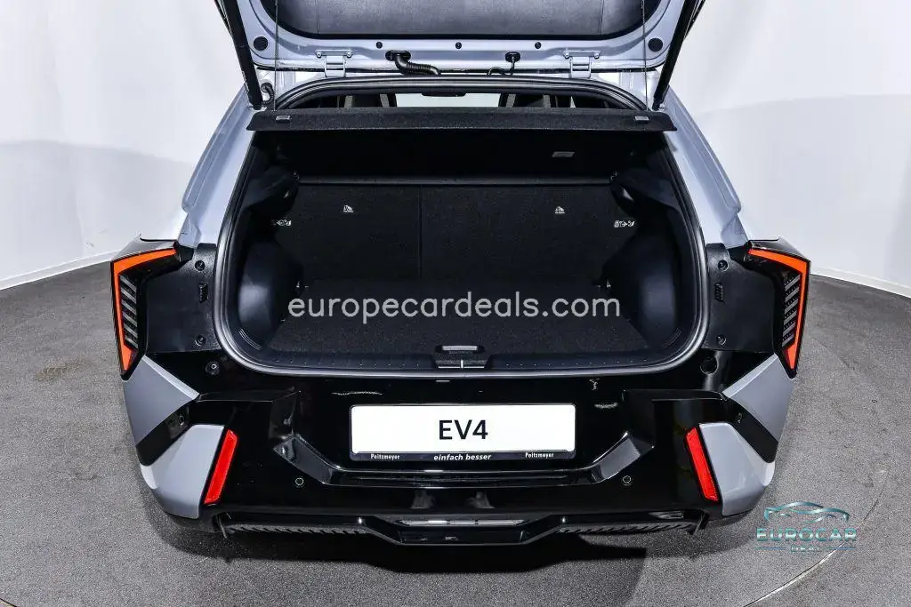 Kia EV4