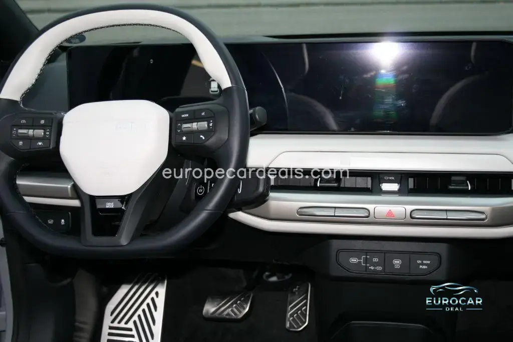 Kia EV4