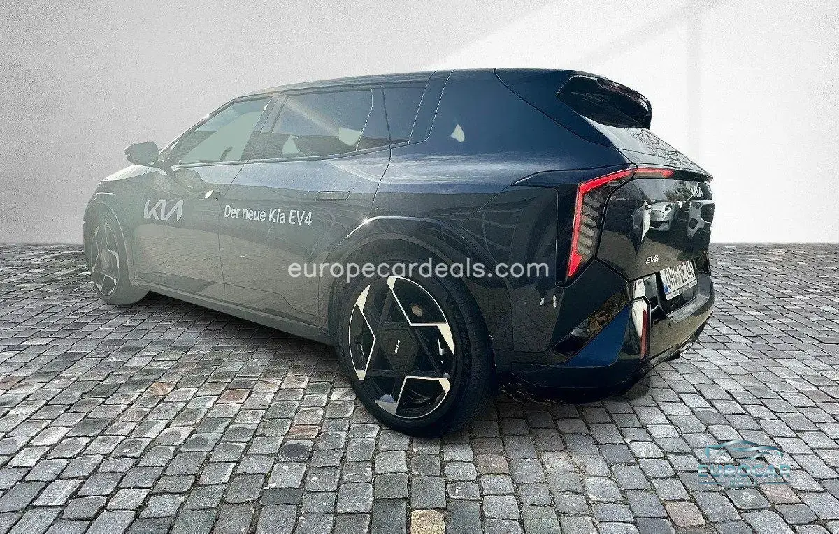 Kia EV4