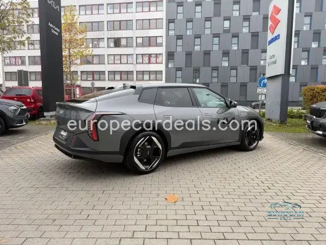Kia EV4