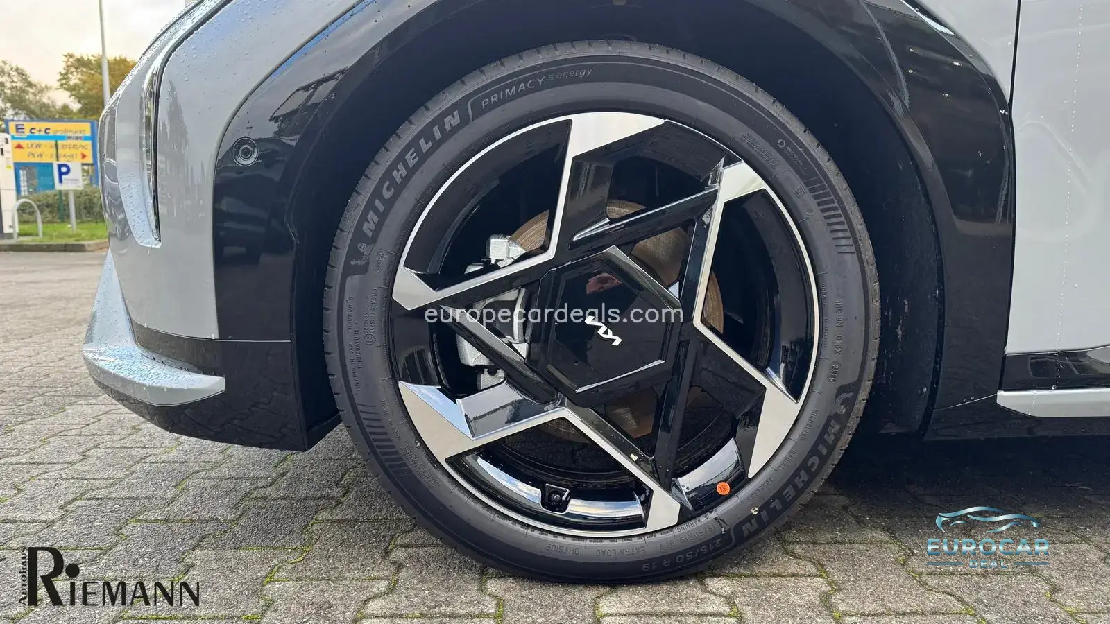 Kia EV4