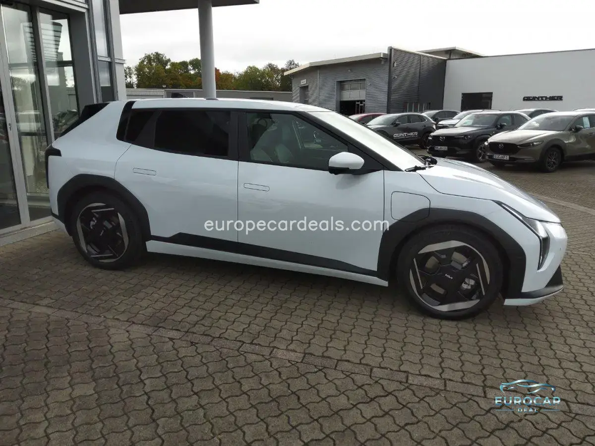 Kia EV4