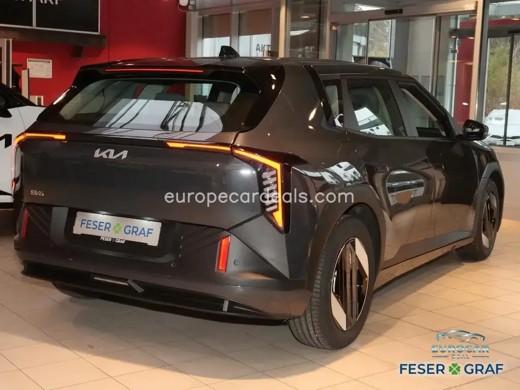 Kia EV4