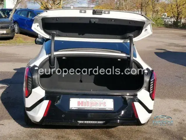 Kia EV4