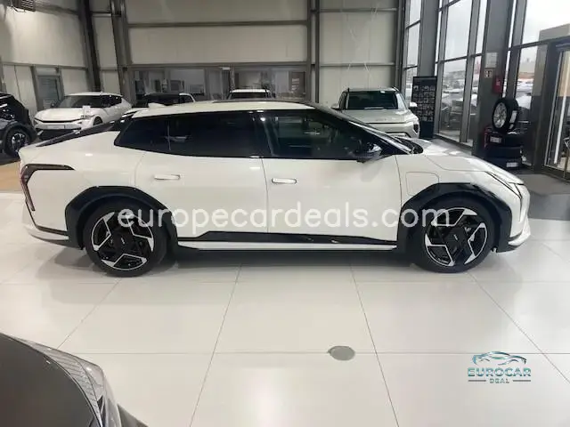 Kia EV4
