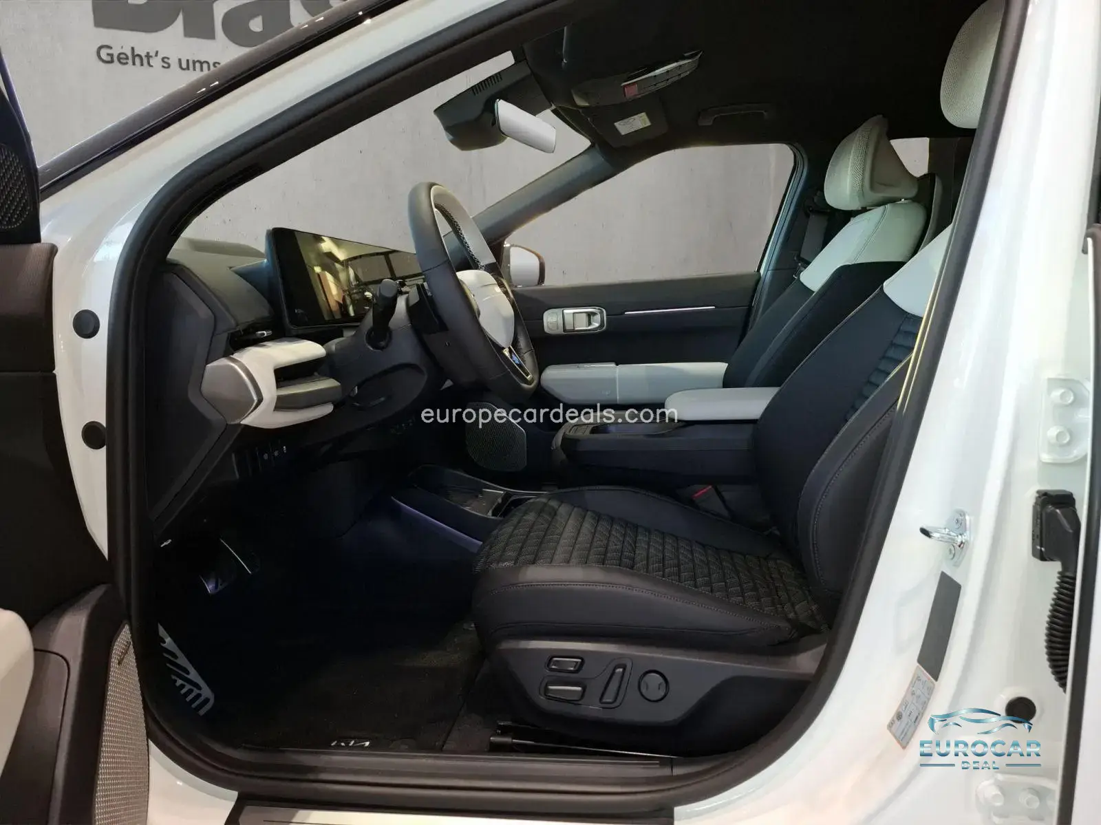 Kia EV4