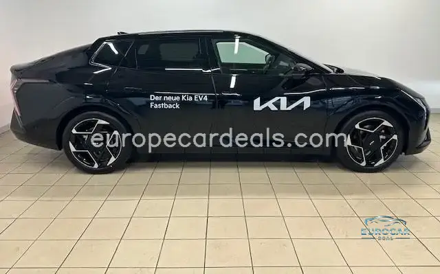 Kia EV4