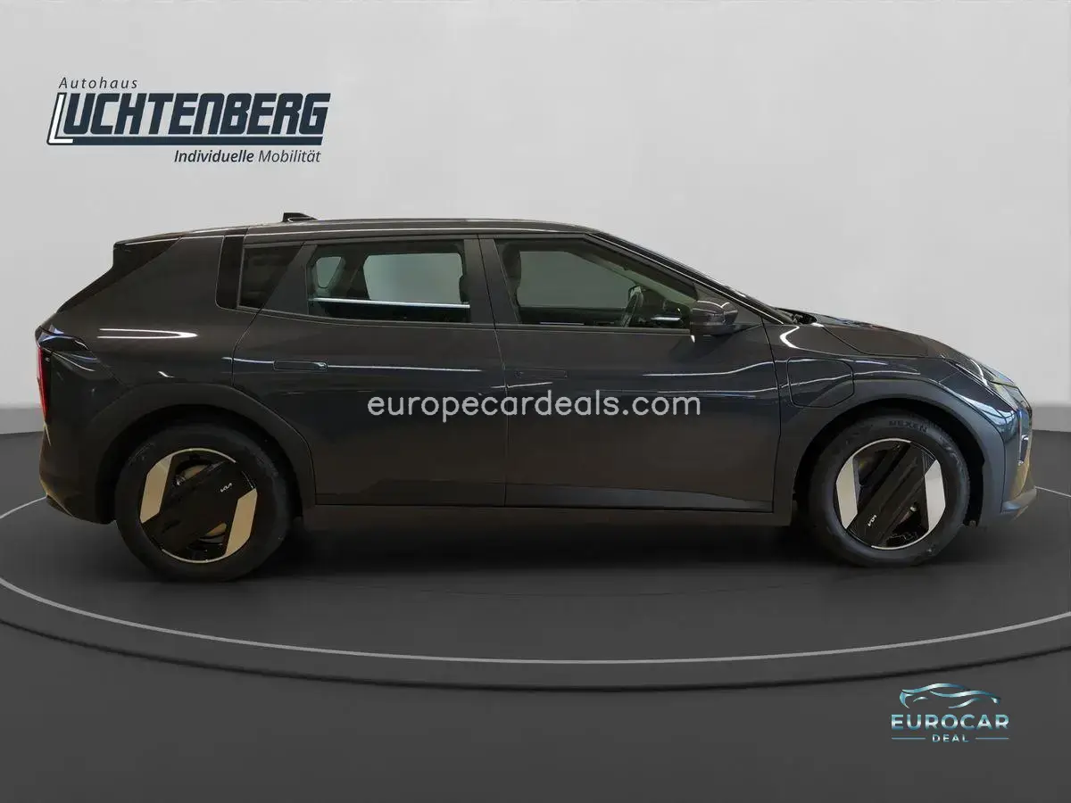 Kia EV4
