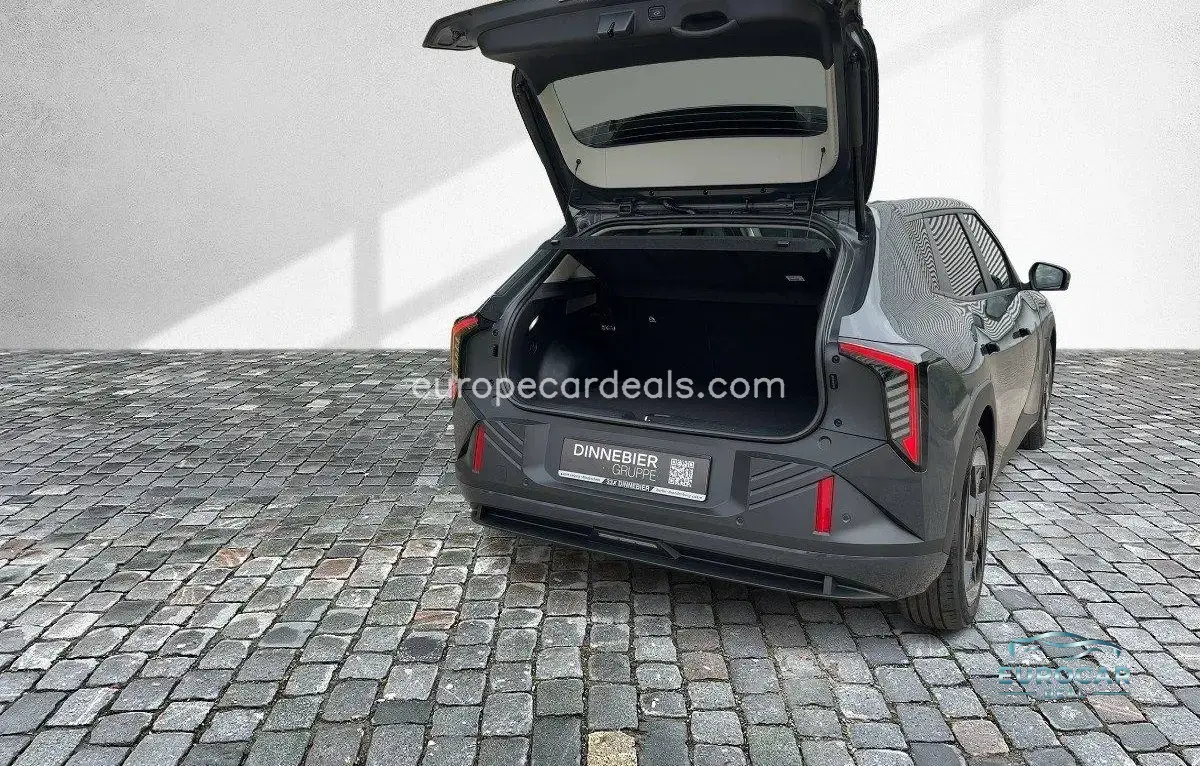 Kia EV4