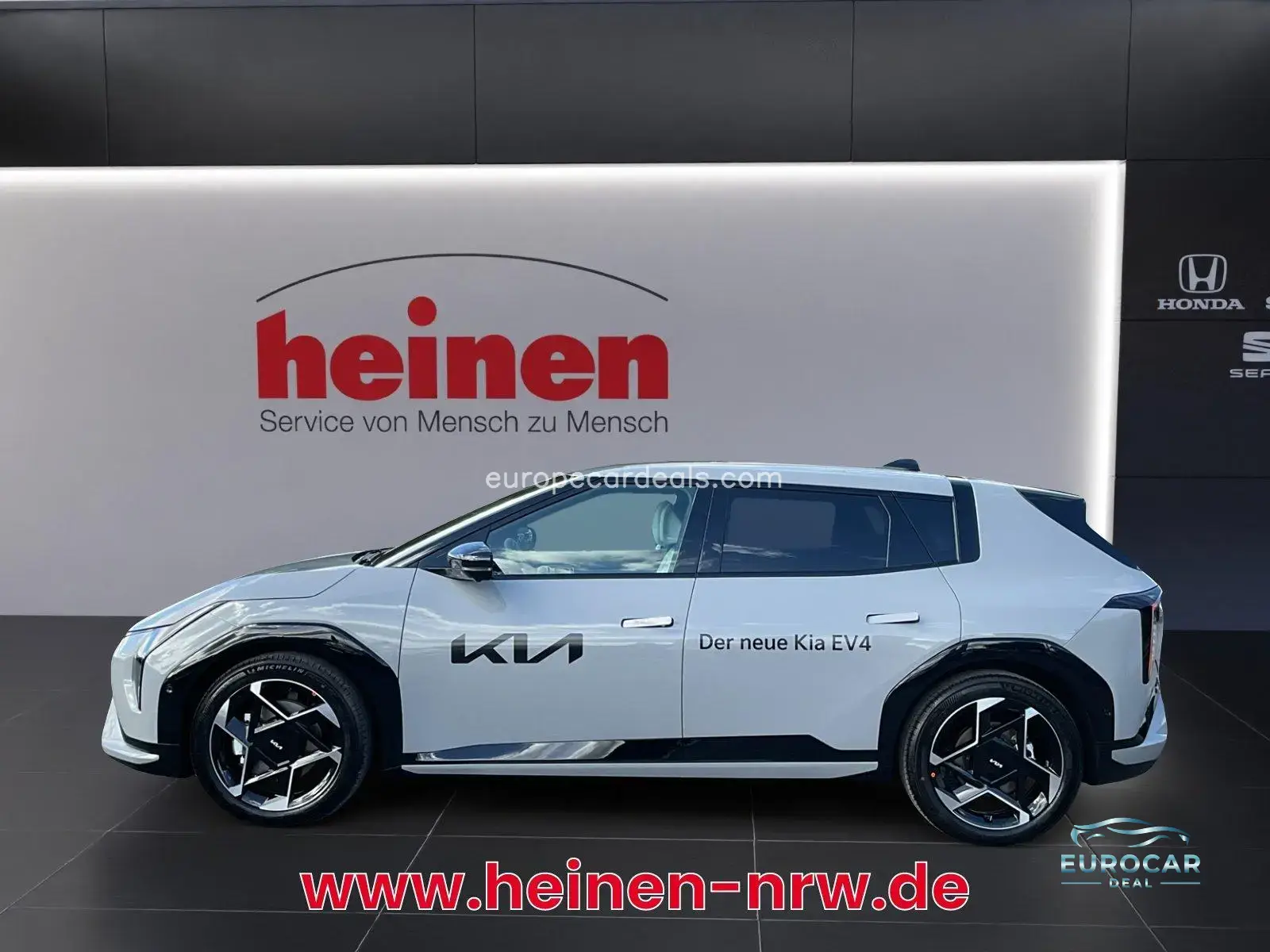 Kia EV4