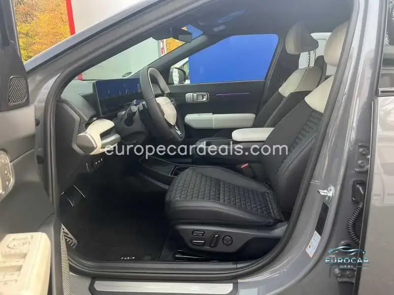 Kia EV4