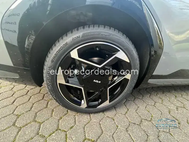 Kia EV4