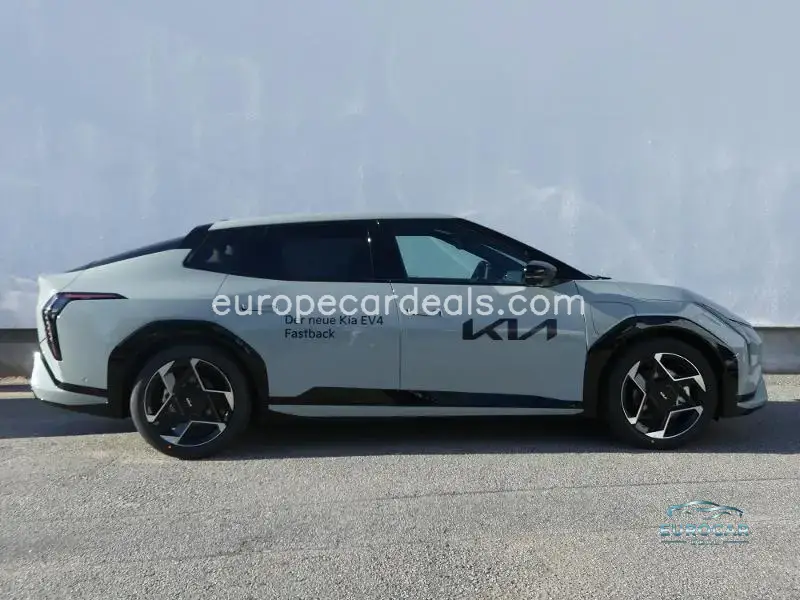 Kia EV4