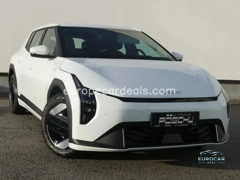 Kia EV4