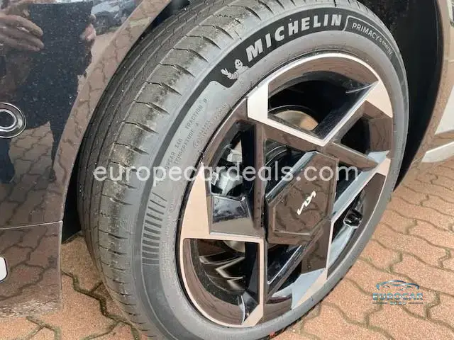 Kia EV4