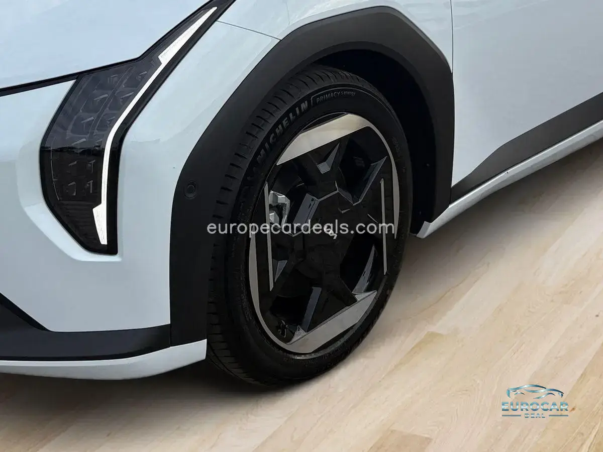 Kia EV4