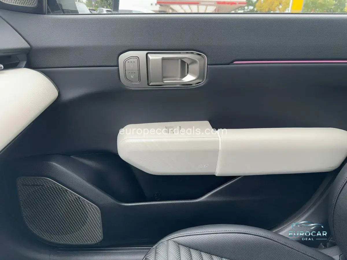 Kia EV4