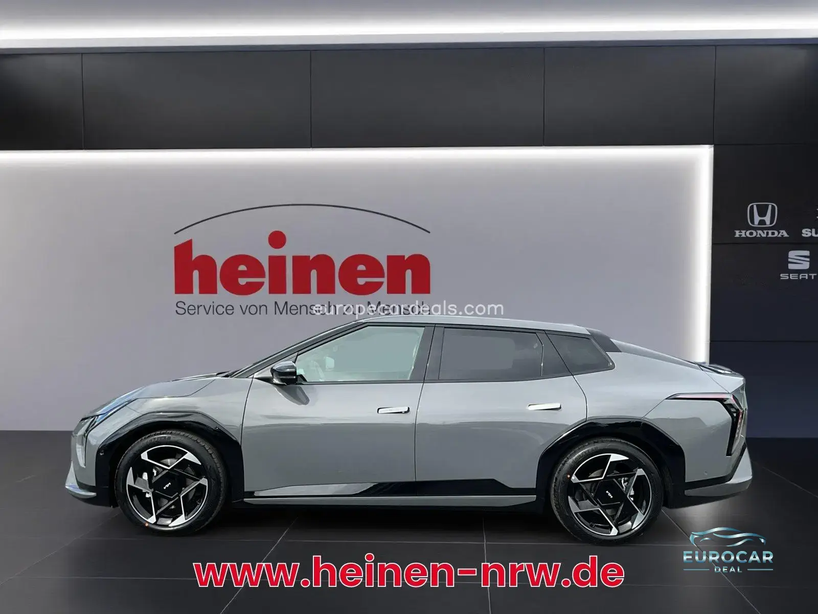 Kia EV4