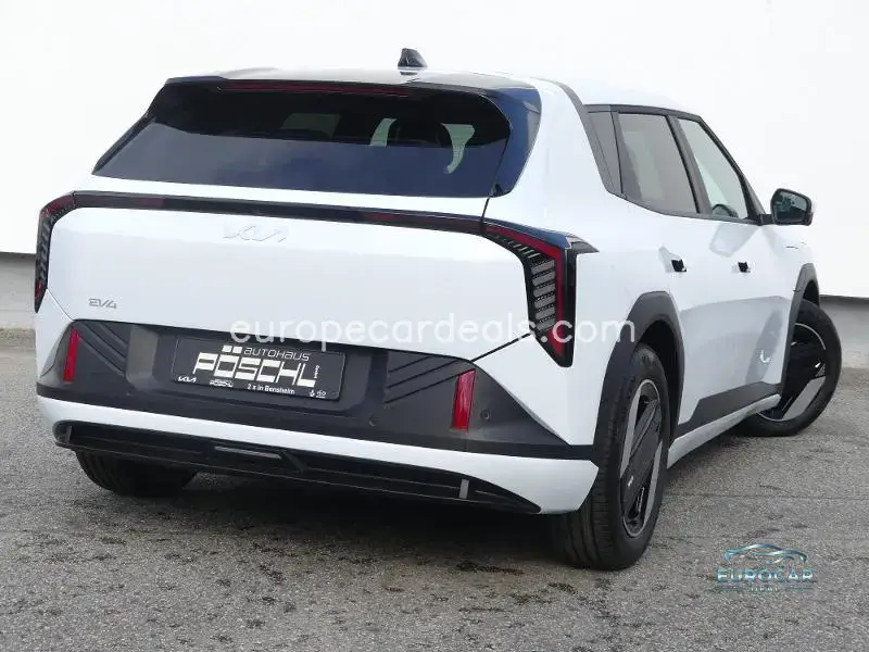 Kia EV4