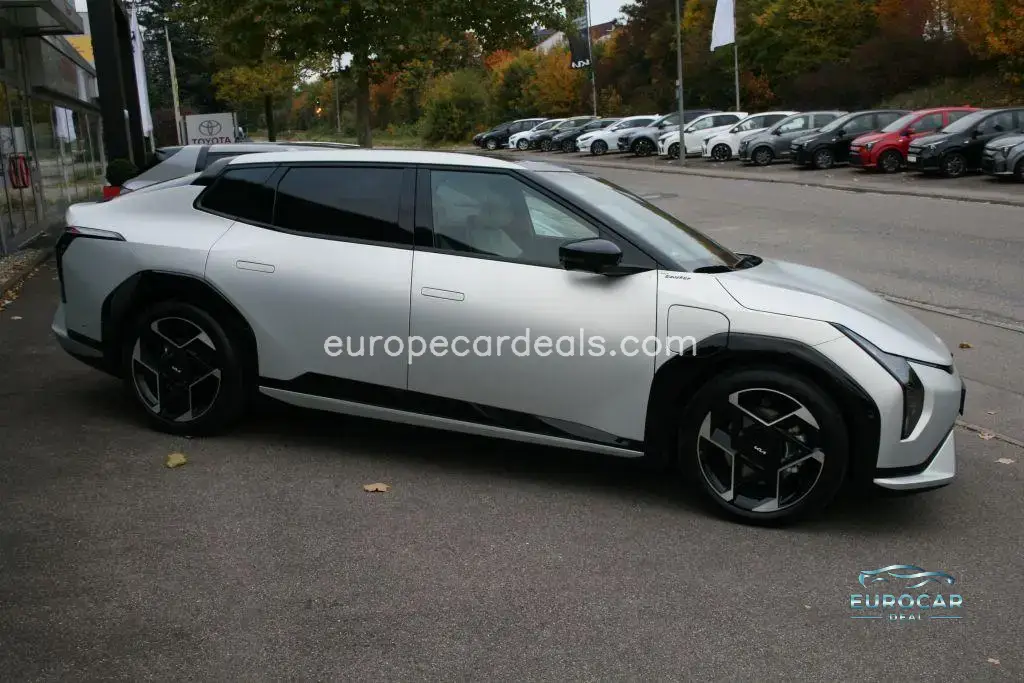 Kia EV4