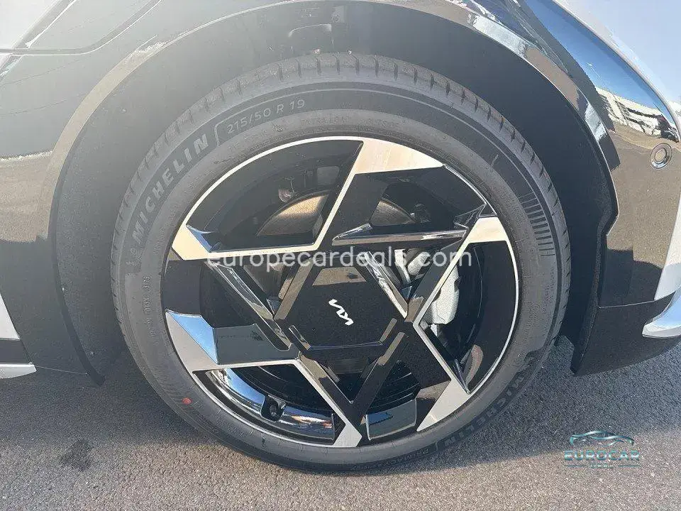Kia EV4