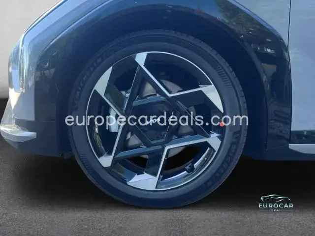 Kia EV4