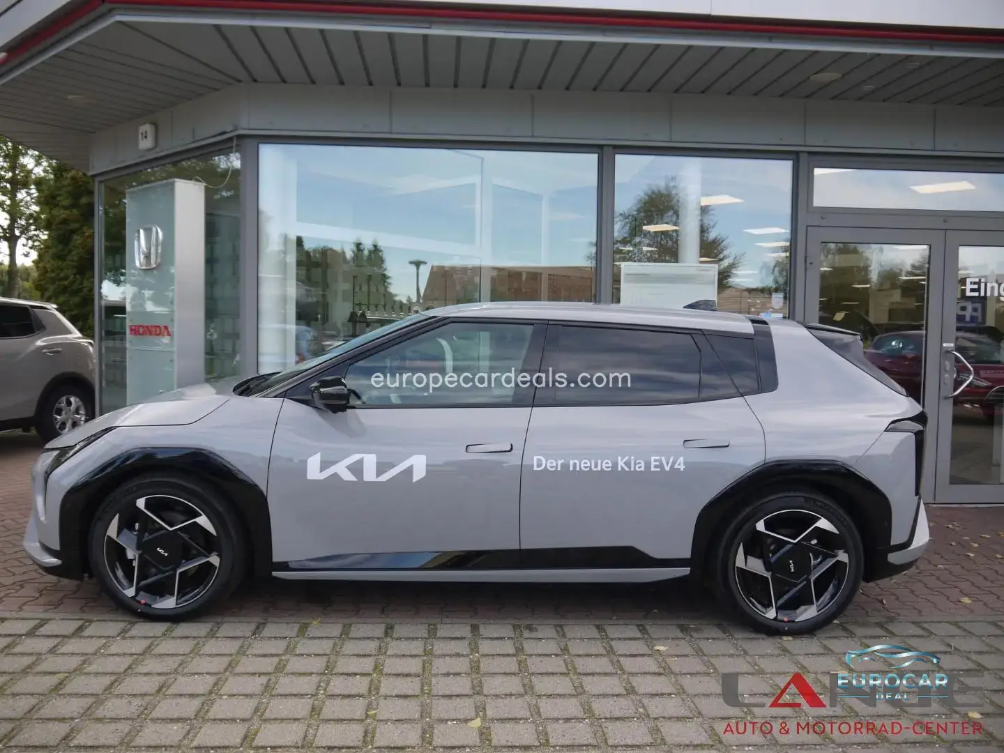 Kia EV4