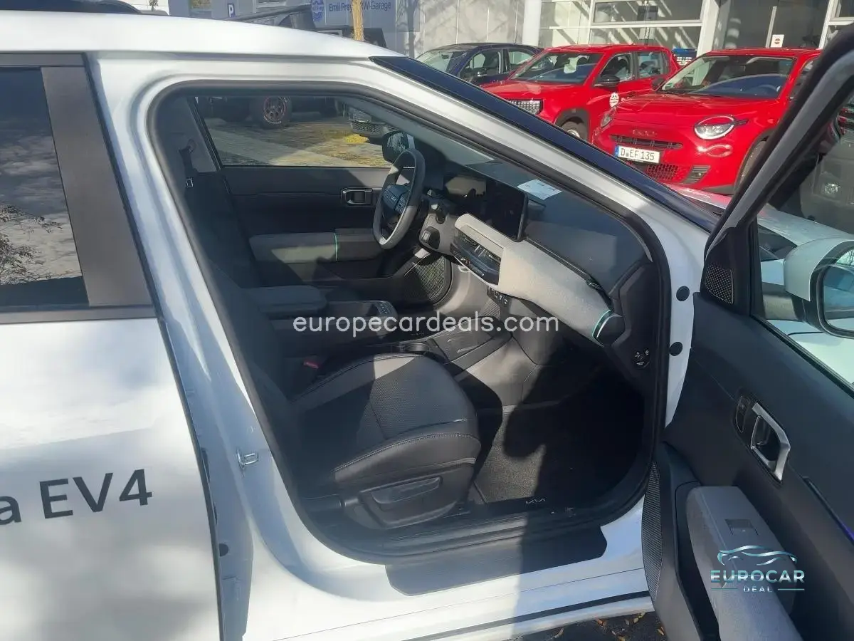 Kia EV4