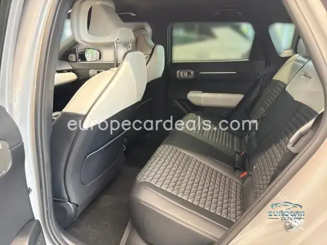 Kia EV4