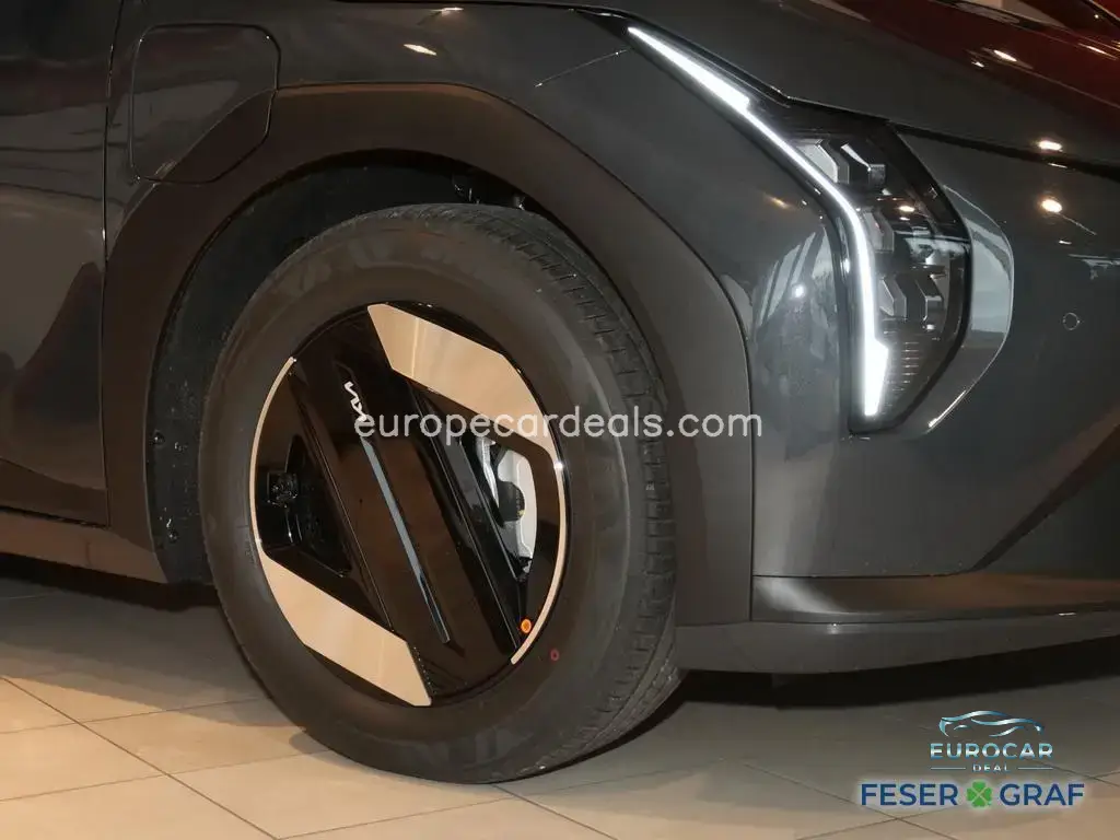 Kia EV4