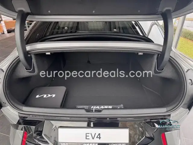 Kia EV4