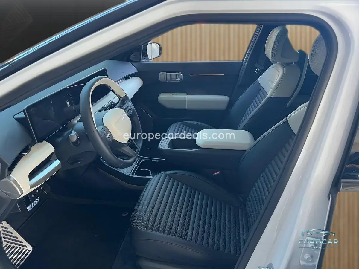 Kia EV4