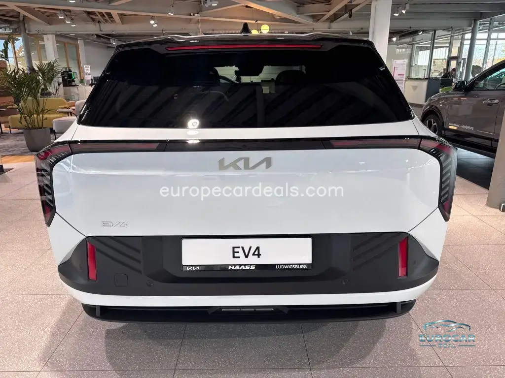 Kia EV4