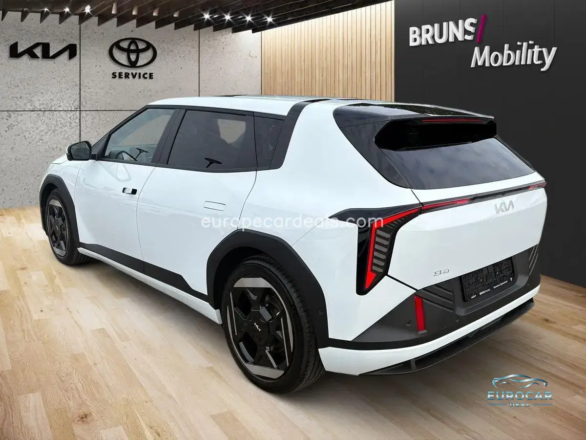 Kia EV4