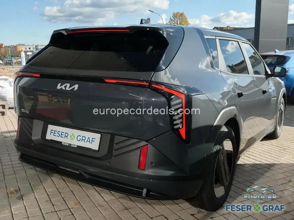 Kia EV4