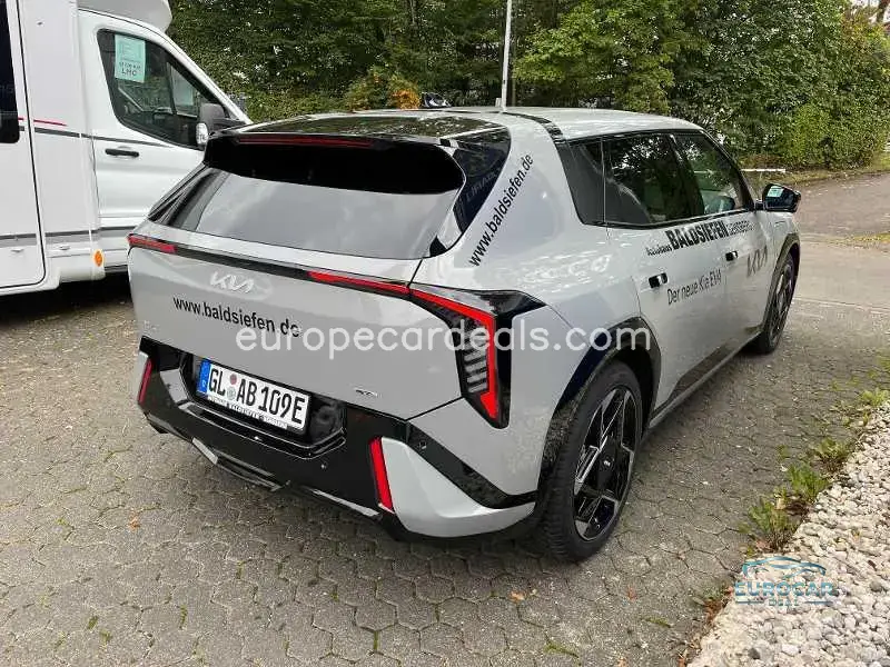 Kia EV4