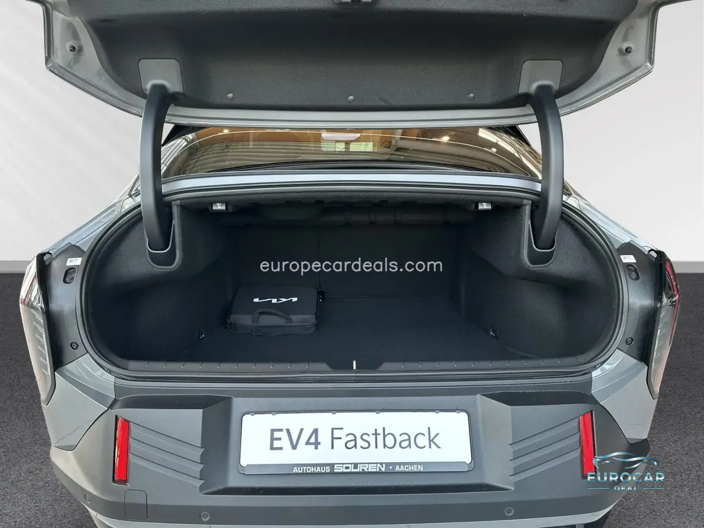 Kia EV4