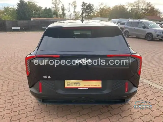 Kia EV4