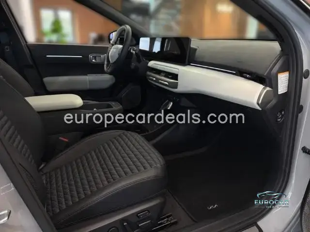 Kia EV4