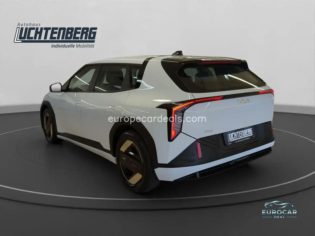 Kia EV4
