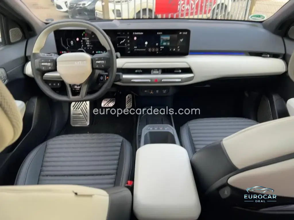 Kia EV4