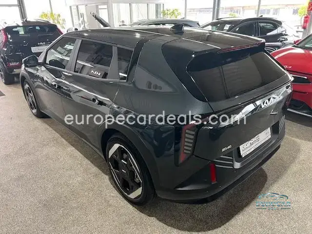 Kia EV4