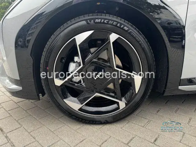 Kia EV4