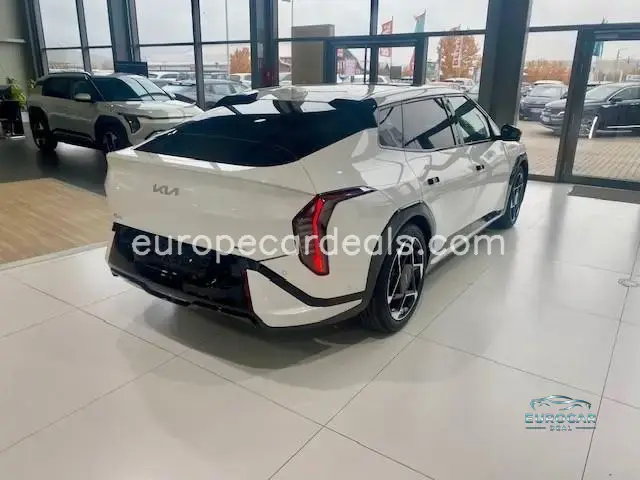 Kia EV4