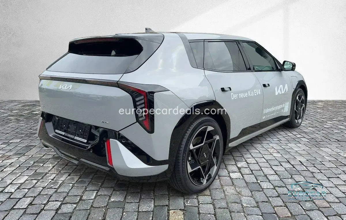 Kia EV4