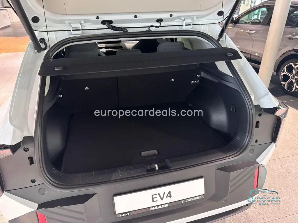 Kia EV4