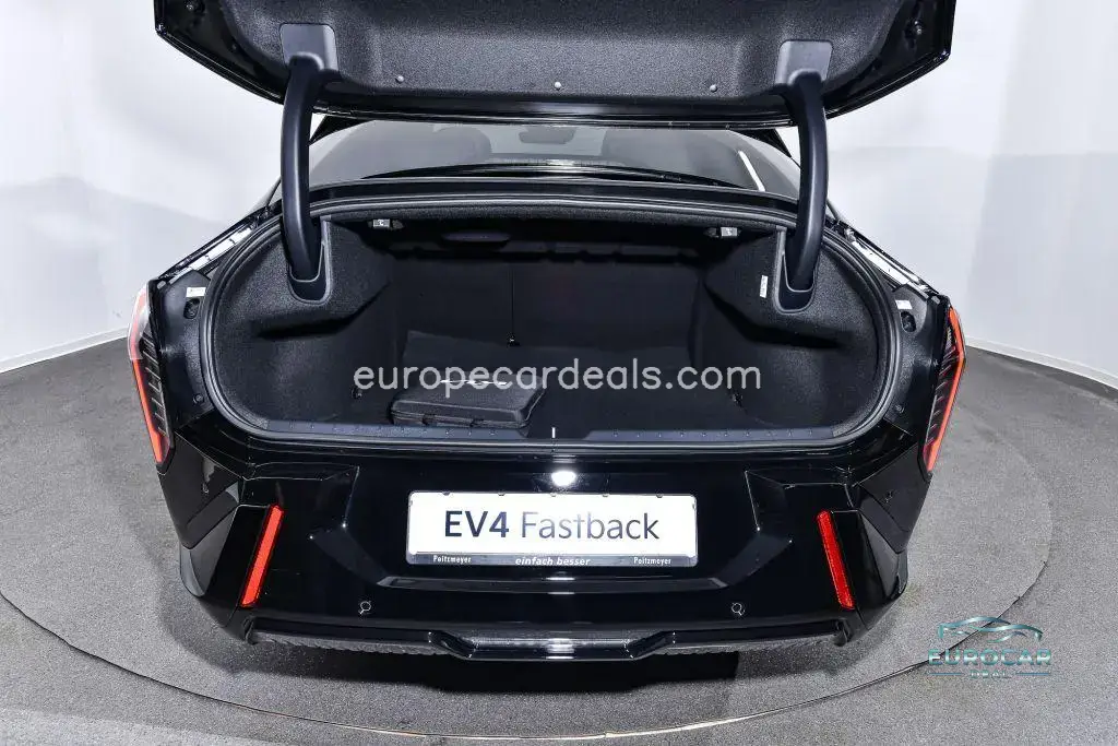 Kia EV4