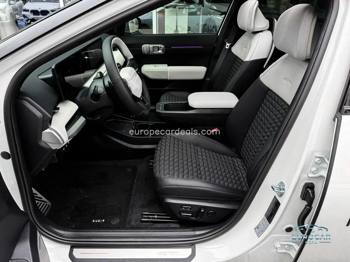 Kia EV4