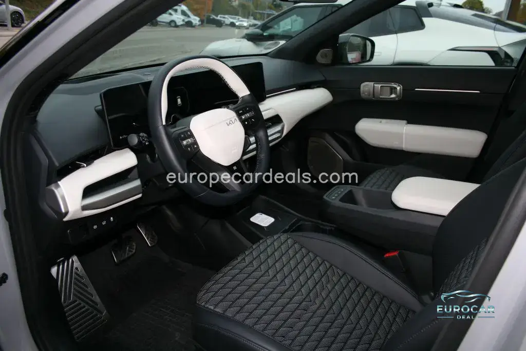 Kia EV4