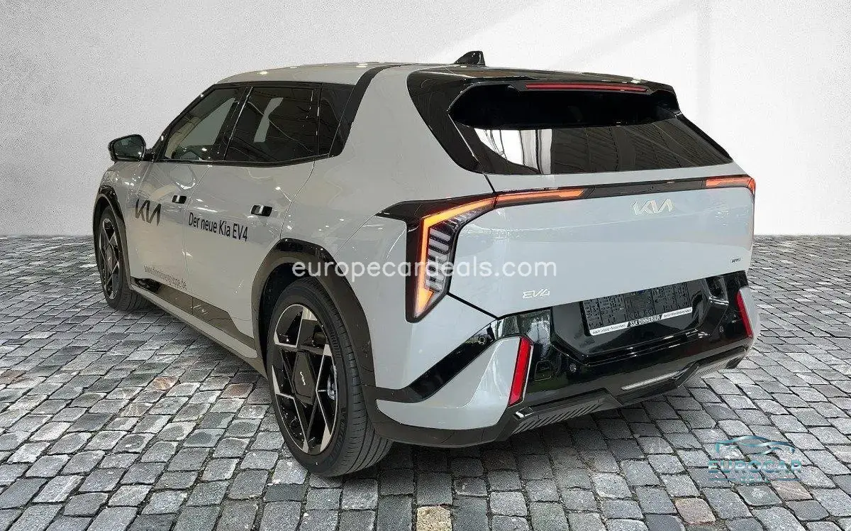 Kia EV4